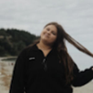 Meet your Posher, Amelia